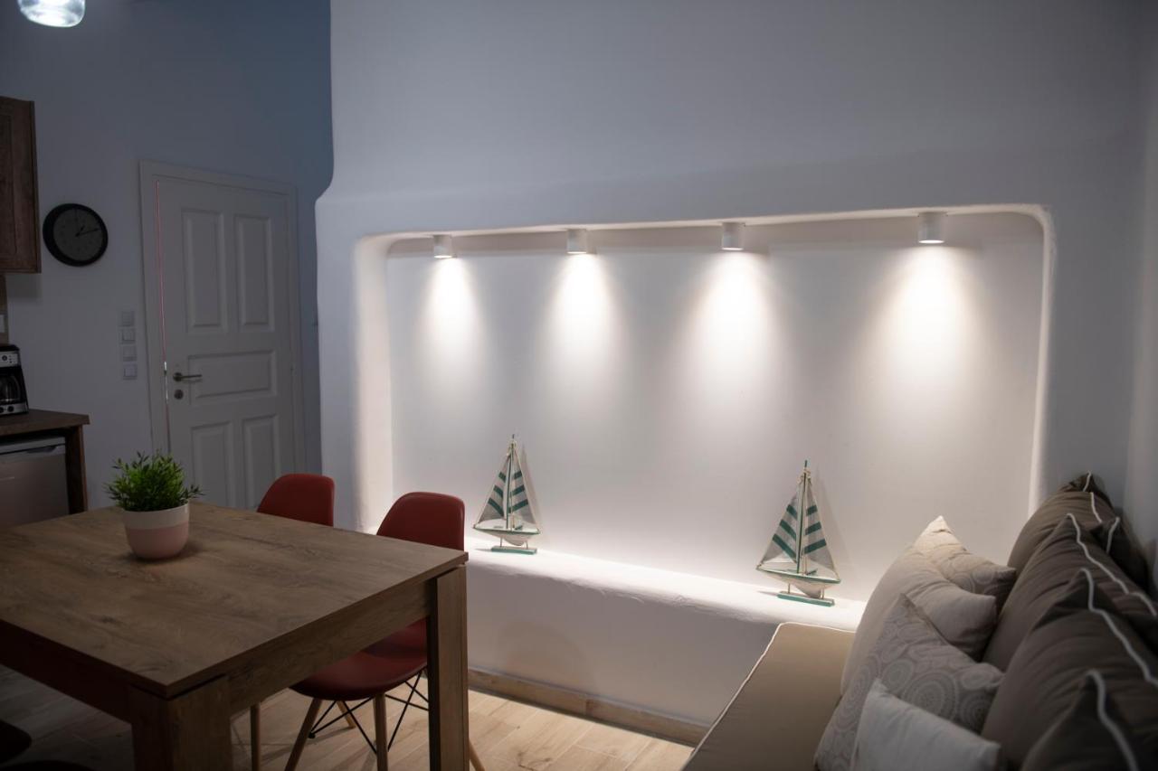Superior Beachfront Apartment 1 With View To The Aegean Sea Panormos  エクステリア 写真